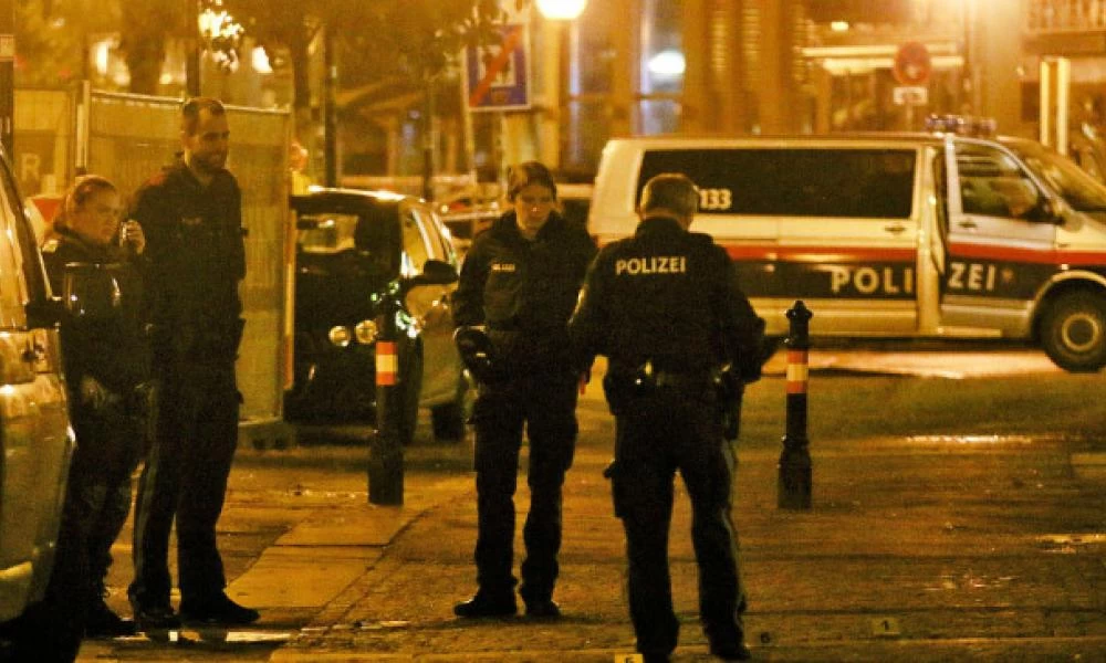 Συλλυπητήρια Στόλτενμπεργκ για επίθεση στη Βιέννη: Η τρομοκρατία μας επηρεάζει όλους